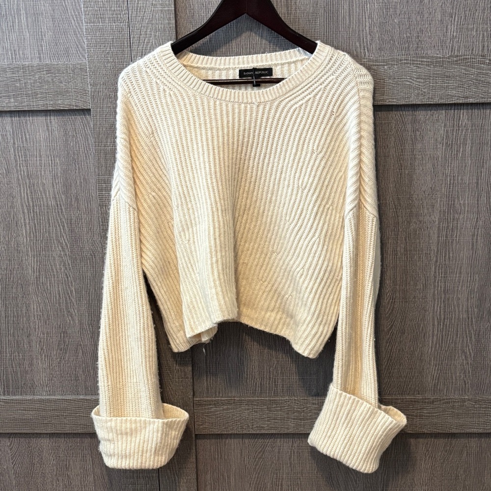 Banana Republic Off-White Ribbed Crew Neck Sweater Merino Wool & Cashmere